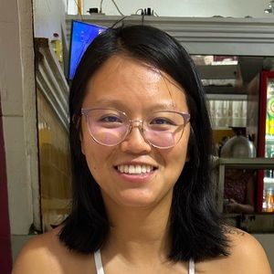 Meet your Posher, Halley